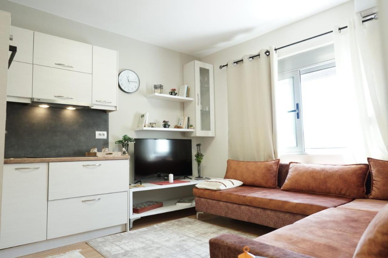 Luka'S Apartment Саранда Экстерьер фото